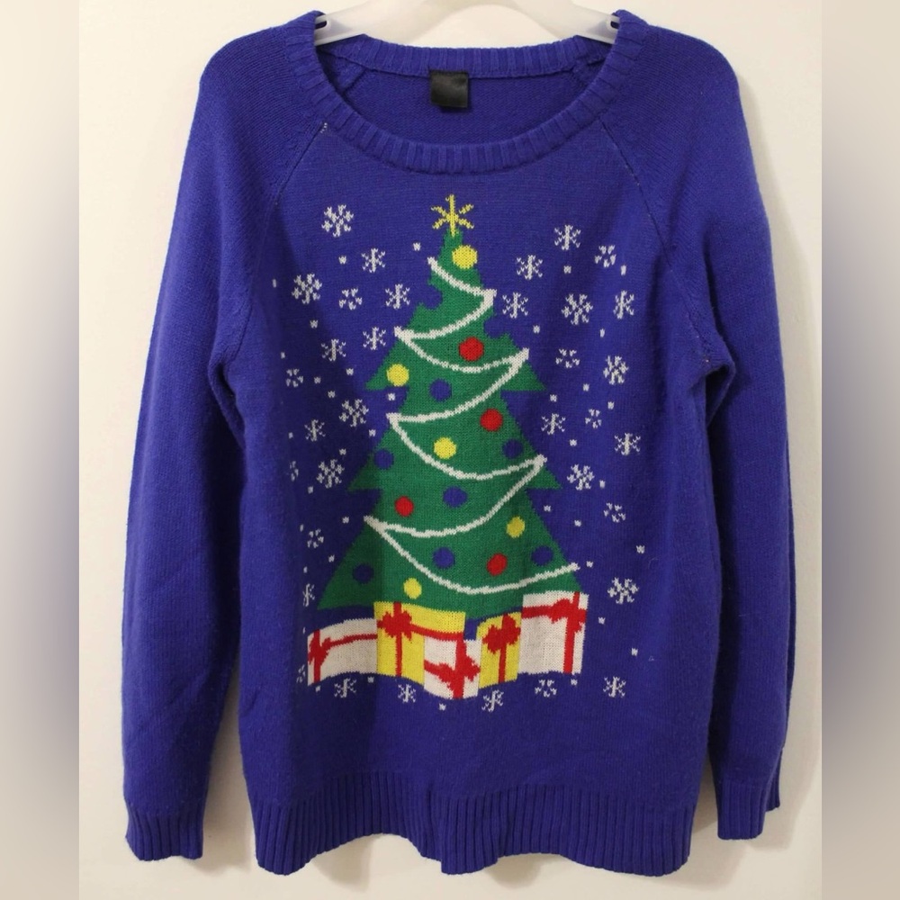 Unisex blue Christmas tree sweater M